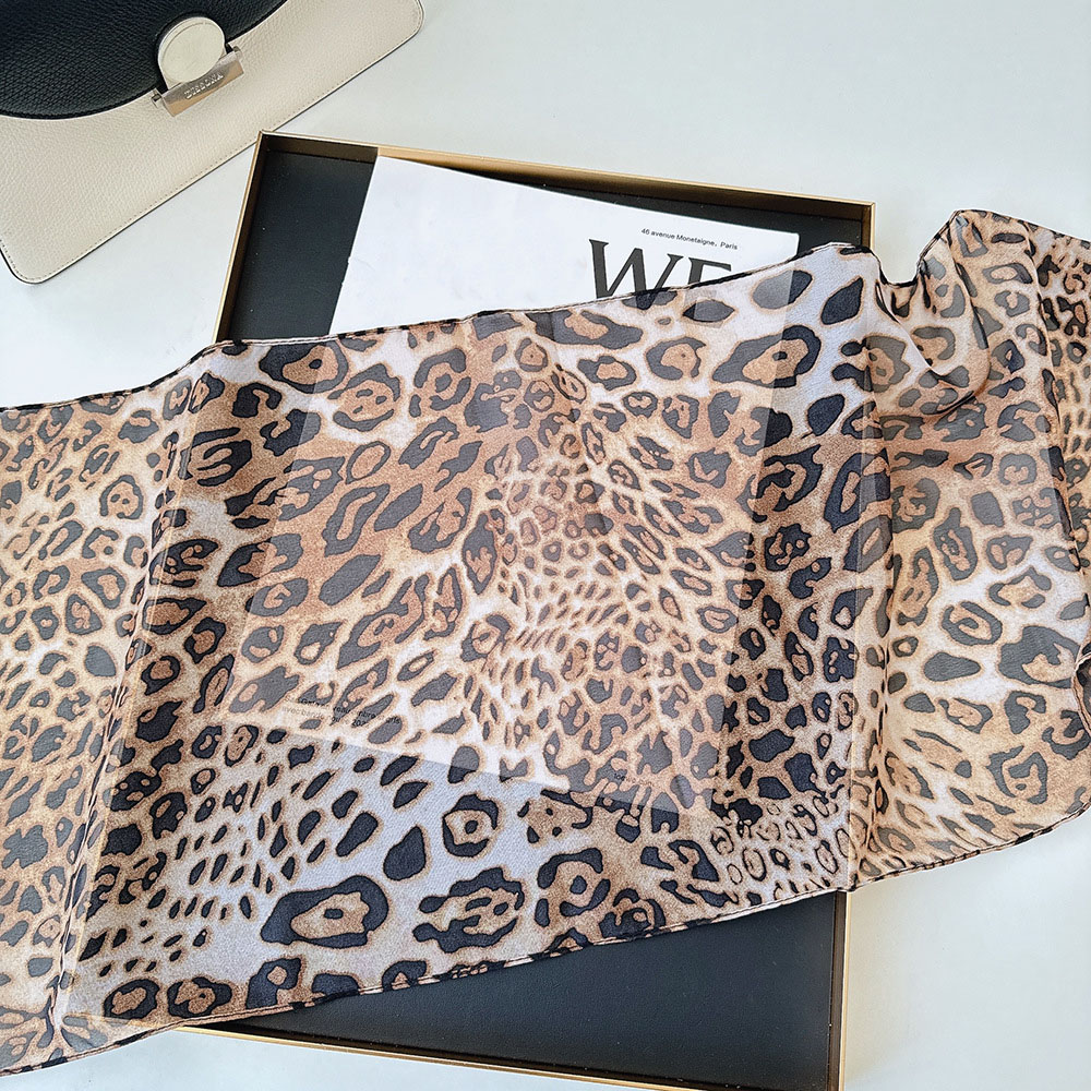 Leopard Small Long Silk Scarf  - Silk Tie Striped 评论和价格